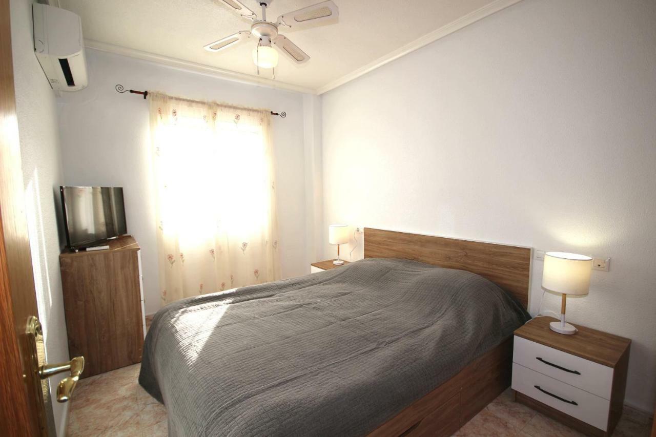 Apartment In La Mata Eneas 6 Torrevieja Zewnętrze zdjęcie